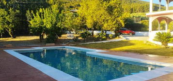 Villa con piscina privada