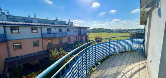 Perfekte 3-Zimmer Stadtwohnung mit Balkon, Garage und herrlichem Grün-Fernblick