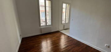 Appartement  à louer, 2 pièces, 1 chambre, 24 m²