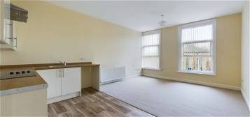 Flat to rent in Lord Street, Fleetwood FY7