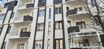 BAŞKANDAN MUHİTTİNDE 3+1 DAİRE KAT 4 ACİL 140 M2