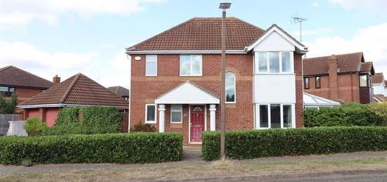 4 bed detached house for sale