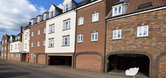 Flat for sale in South Quay, King's Lynn PE30