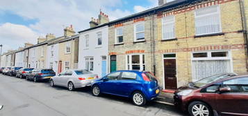 Terraced house to rent in Catharine Street, Cambridge CB1