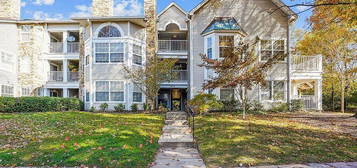 5629 Willoughby Newton Dr UNIT 21, Centreville, VA 20120