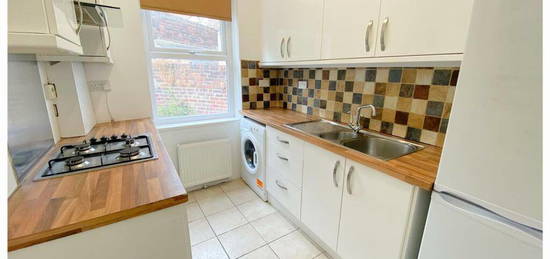 4 bedroom terraced house