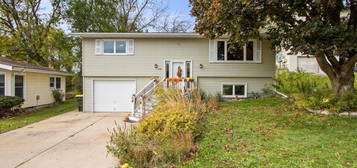 104 S Grove St, Barneveld, WI 53507