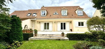 Vente maison 8 pièces 192 m²