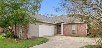 6683 Sandy Creek Ln, Zachary, LA 70791