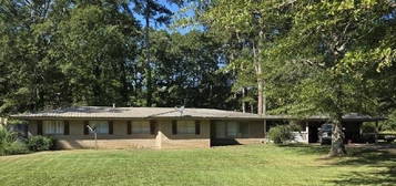 2589 Veterans Memorial Blvd N, Eupora, MS 39744