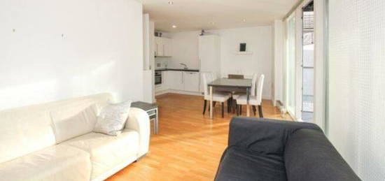 Flat to rent in Apartment 142 N V Building, 98 The Quays, Salford M50