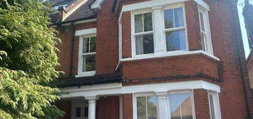 Flat for sale in Balaclava Road, Surbiton KT6