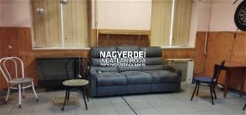 Eladó családi ház Debrecen, 8 szobás