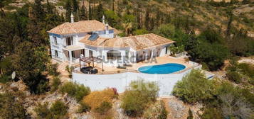 Casa / Villa T6 em Albufeira e Olhos de Água de 375,00 m²