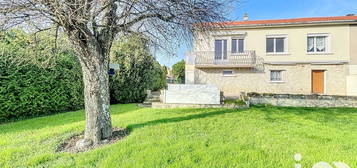 Maison traditionnelle 1 étage  à vendre, 5 pièces, 4 chambres, 107 m²