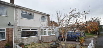 5 bedroom semi-detached house