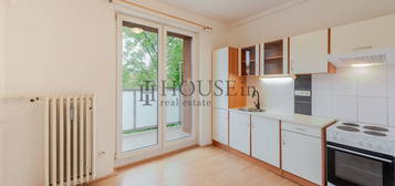 Byt 1+1, 42 m², Vrchlického, Kladno