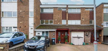 Maisonette for sale in Wensleydale, Hemel Hempstead, Hertfordshire HP2