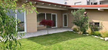 Moderner Bungalow mit Seeblick auf den Neusiedler See