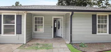 1122 Jason Dr, Denham Springs, LA 70726