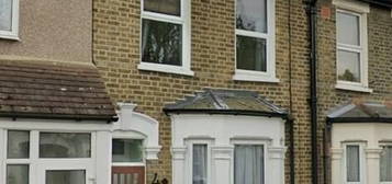 3 bedroom terraced house