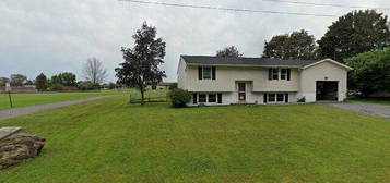 480 Idlewood Blvd, Baldwinsville, NY 13027