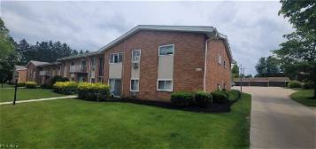 431 Tollis Pkwy, Broadview Heights, OH 44147