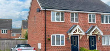 2 bedroom semi-detached house for sale