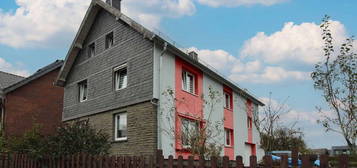 Frei stehendes Einfamilienhaus in Simmerath/Lammersdorf mit großem Garten und Garage