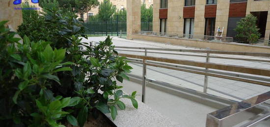 Piso de alquiler en Silvestre Sánchez Sierra, Capuchinos - Glorieta - Ciudad Jardín