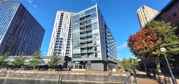 Flat to rent in Millenium Point, Salford Quays, Salford M50