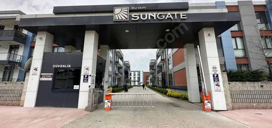 BU YAPI SUNGATE SİTESİ 3+1 149 MT2