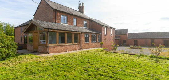 5 bedroom detached house for sale