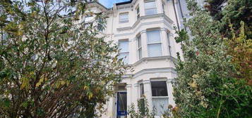 Flat to rent in Ditchling Rise, Brighton BN1