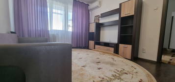 Alexandru cel Bun, la bulevard, apartament 2 camere decomandat