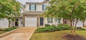 11114 Kanturk Ct, Charlotte, NC 28213