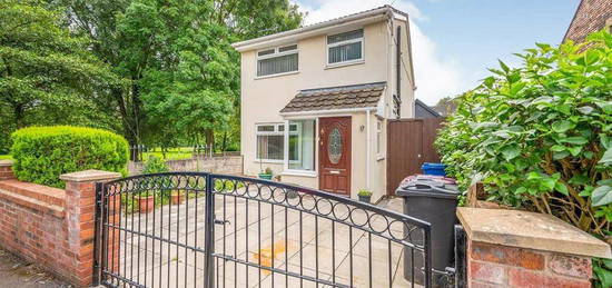 3 bedroom detached house