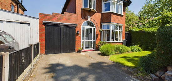 3 bed detached house for sale