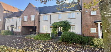 4 bedroom terraced house to rent