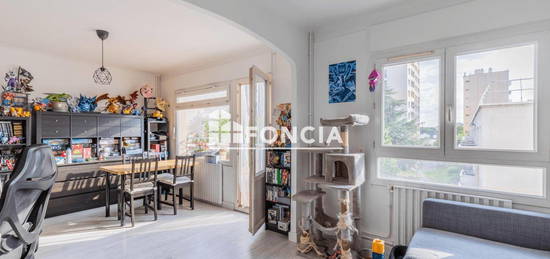 Appartement  à vendre, 4 pièces, 2 chambres, 65 m²