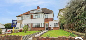 4 bed semi-detached house to rent