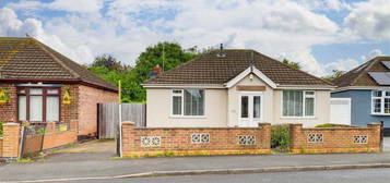 2 bedroom detached bungalow for sale