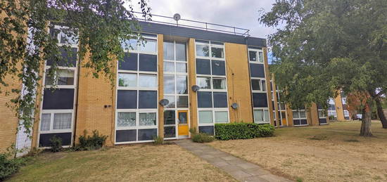 Flat to rent in St Pauls Place, Hatfield Road, St Albans, Herts AL1