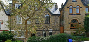 4 bedroom terraced house