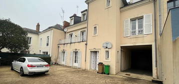 Maison 2 étages  à vendre, 10 pièces, 6 chambres, 244 m²