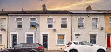 3 bed terraced house for sale