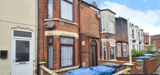 2 bedroom terraced house