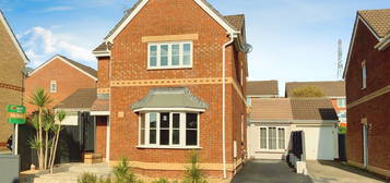 3 bed detached house for sale