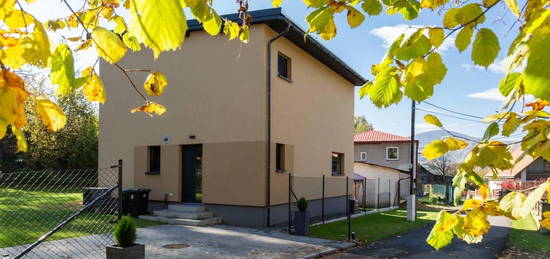 Rodinný dům, 110 m² + 800 m² pozemek, Hrádek