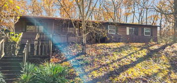 2129 Red Bud Dr, Bonne Terre, MO 63628